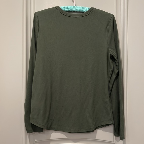 No Boundaries Ribbed Layering Tee - Picture 4 of 5